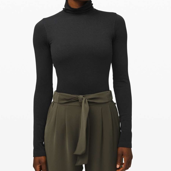 lululemon athletica Tops - Lululemon Yin Vibes Turtleneck